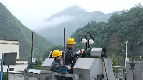 1767580927526707YtG7.jpg 7.师带徒.jpg